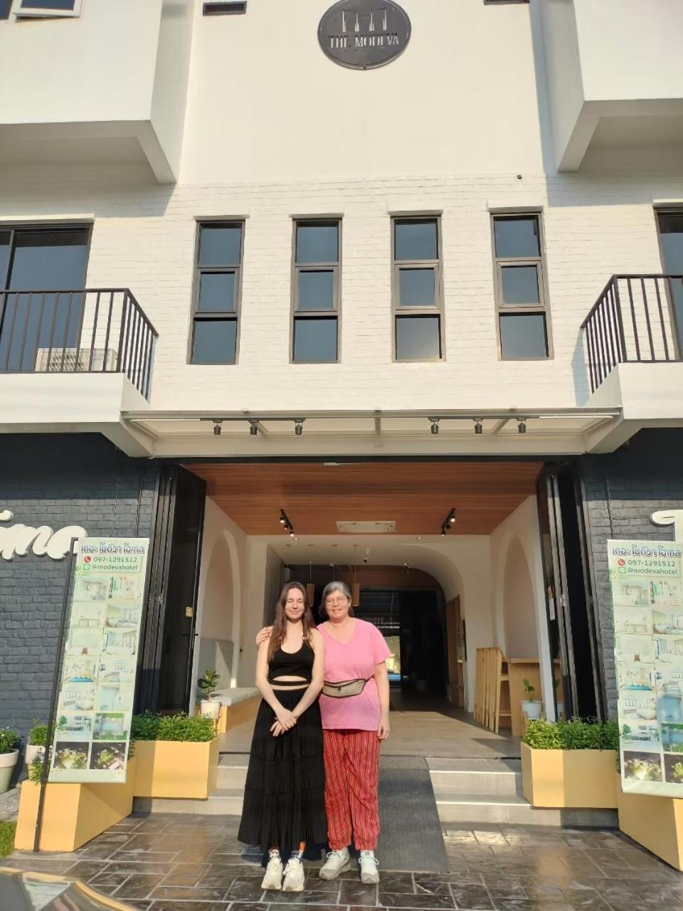 The Modeva Hotel Kanchanaburi Exterior foto